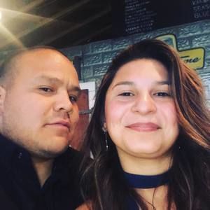 Meet your Posher, Felicia-diego